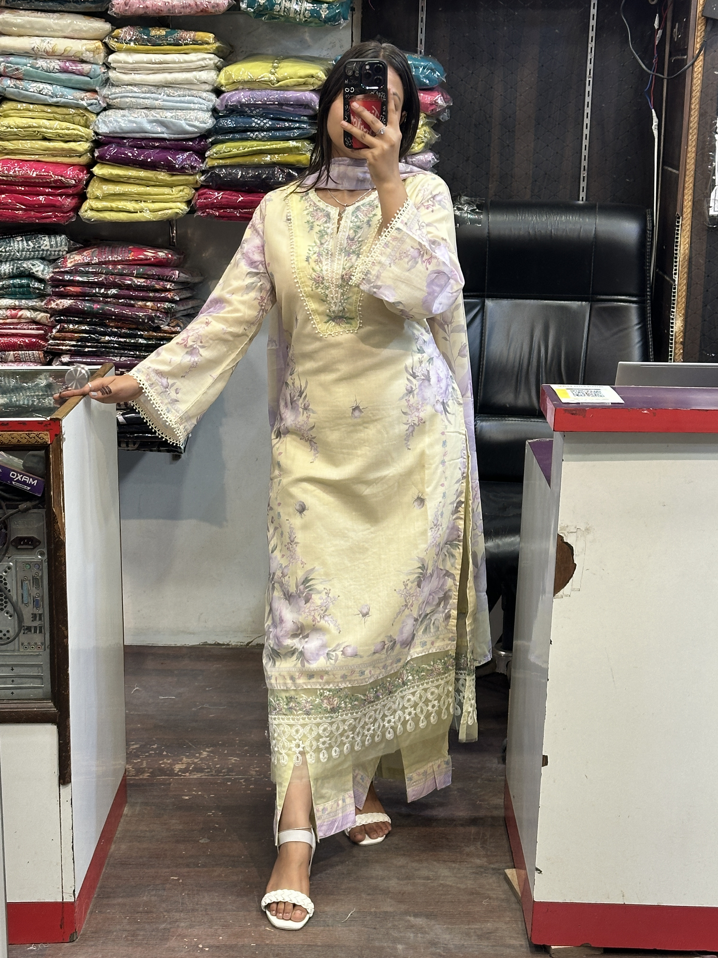 Cream white Pakistani Mal Cotton Embroidered Straight Suit with Lining & Cut Designer Plazo Along with Floral Duppata