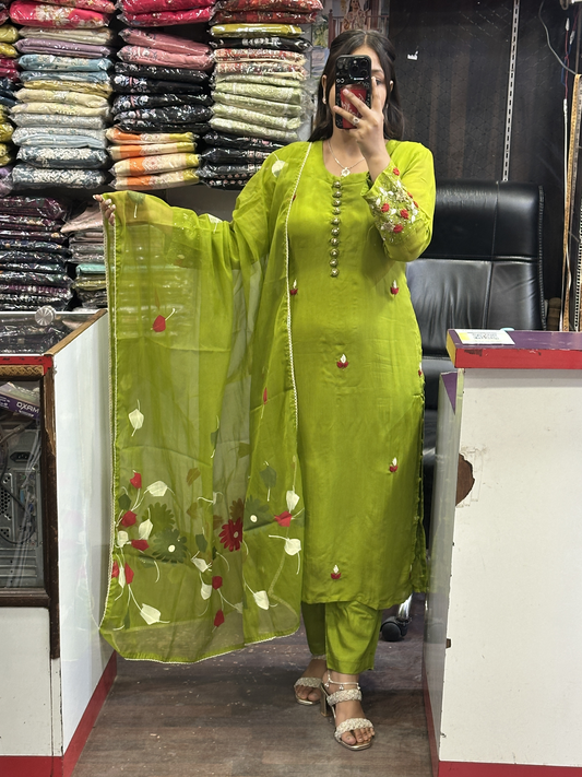 Hot Selling Mehndi Organza Designer Suit with Handwork Sleeves with Pant and Full Brush Paint Organza Dupatta