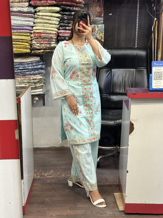 Pure Cotton Designer Co-ord Set with Side Print Design on Bottom